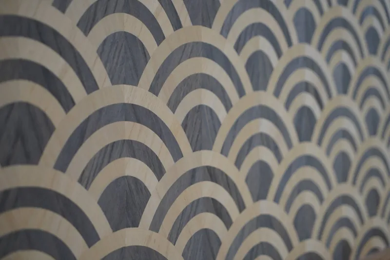 Suite Escape, detail, the wave veneer up close